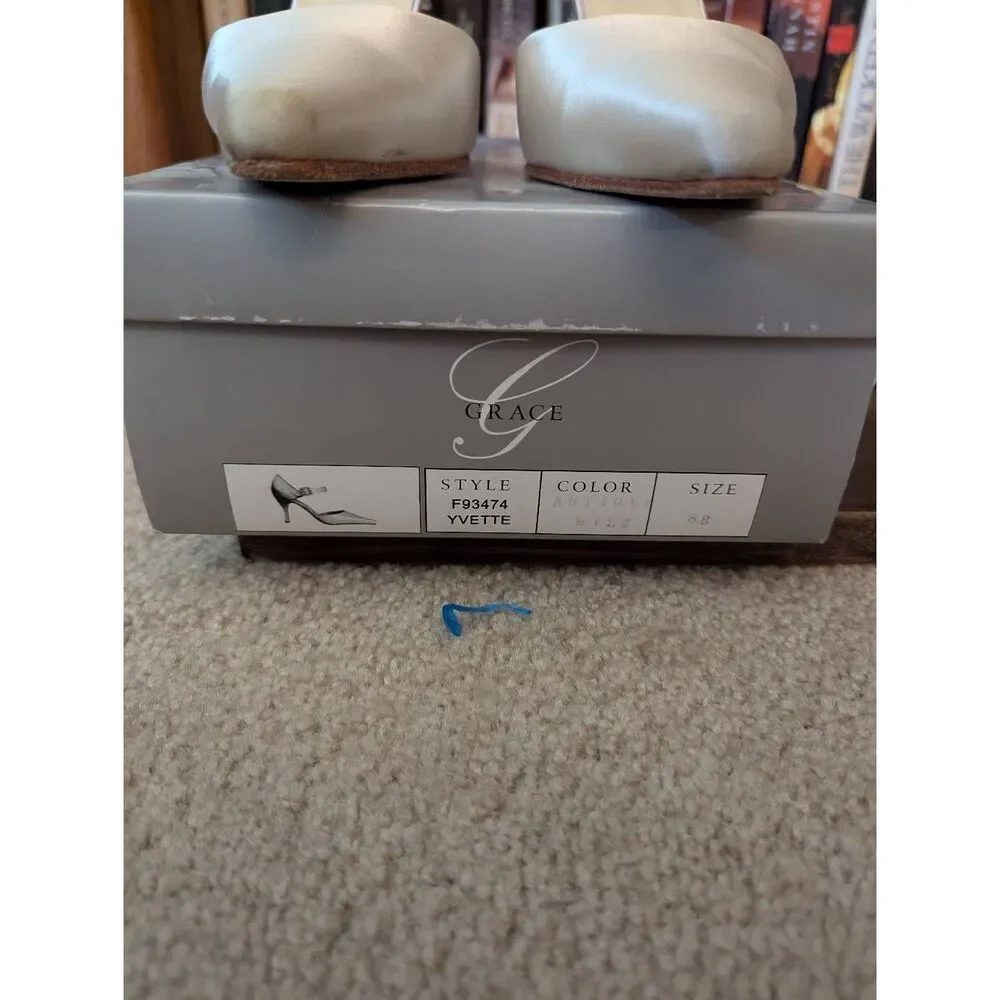 Grace Women’s Size 8B Antique Silk White Yvette Leather Heels Pumps